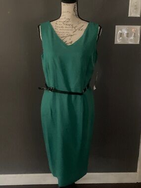 Evan Picone black label beautiful belted green sleeveless dress size 8 NWT